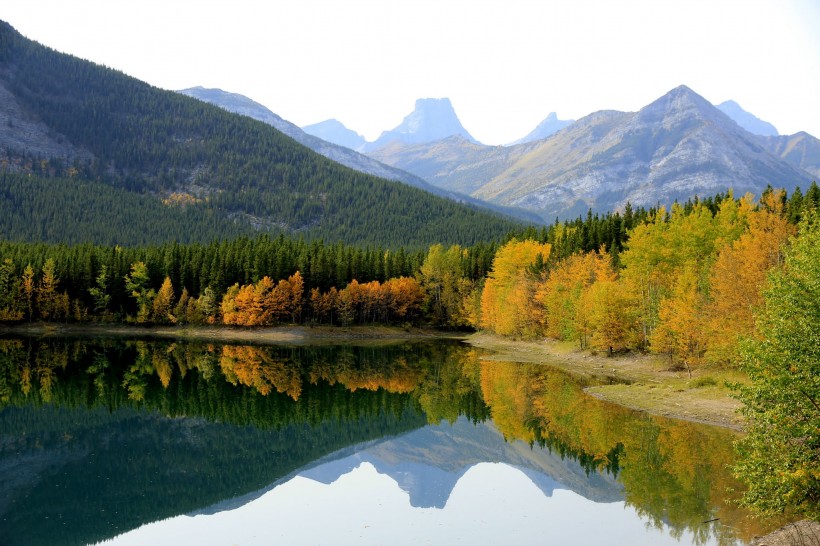 加拿大阿尔伯塔秋景图片(11张)