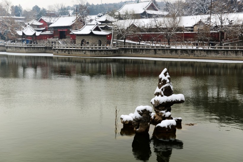 河南百泉湖雪景图片(10张)