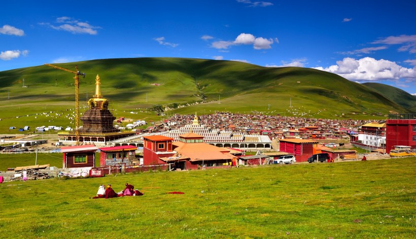 西藏白玉亚青寺风景图片(10张)