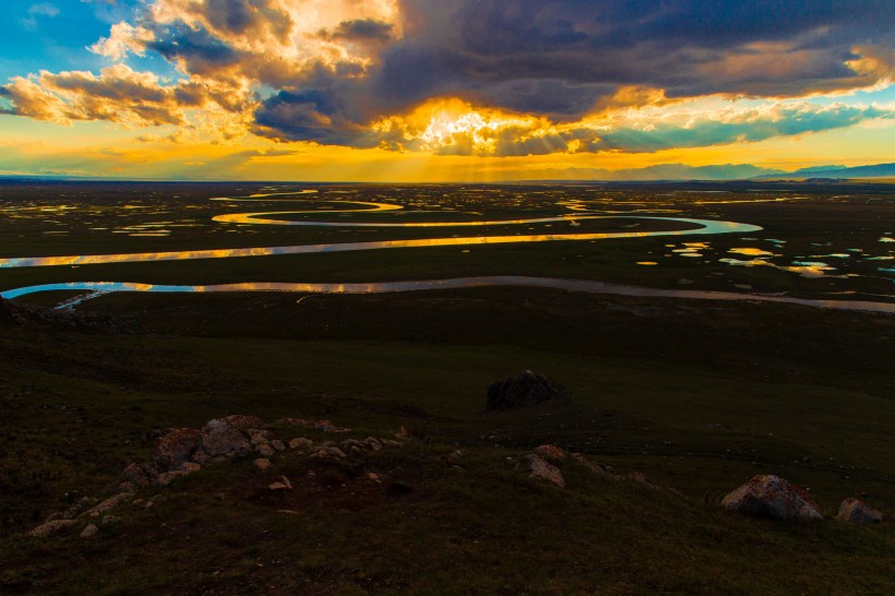 新疆巴音布鲁克夕阳风景图片(18张)