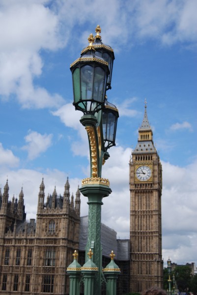不同角度的英国大本钟图片(20张)
