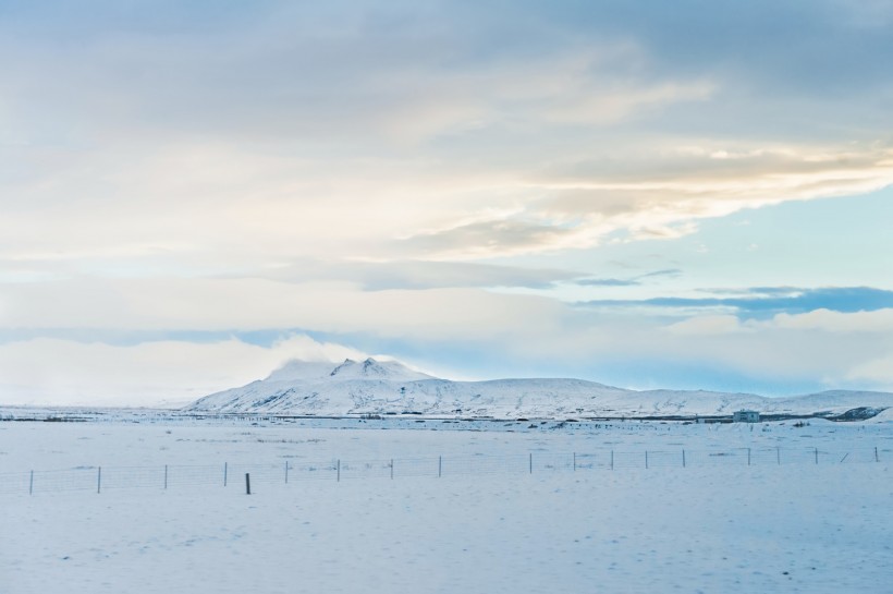 北欧冰岛冰天雪地风景图片(10张)