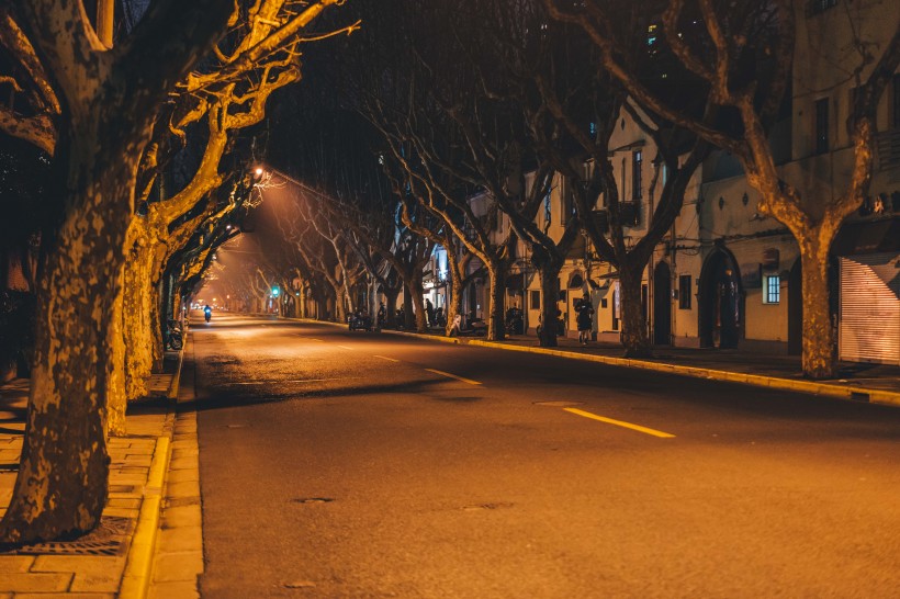 城市落寞的夜景图片(10张)