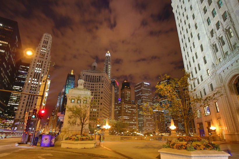 美国芝加哥河夜景图片(13张)