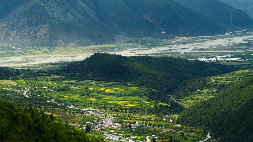 川藏公路沿线风景图片(10张)