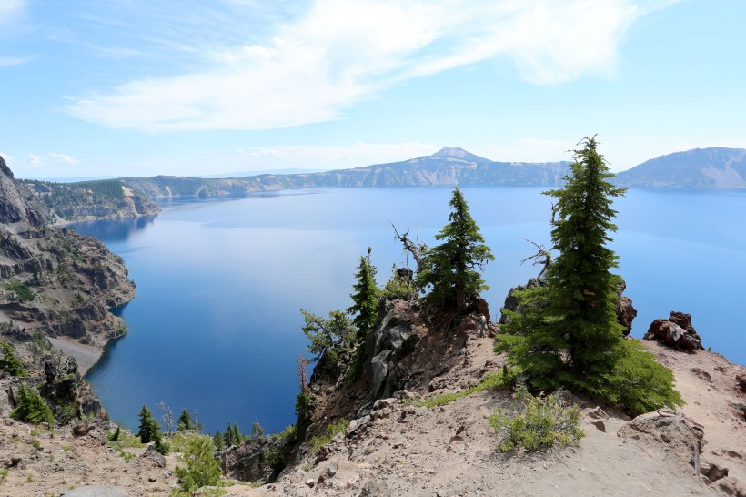 美国火山口湖风景图片(15张)