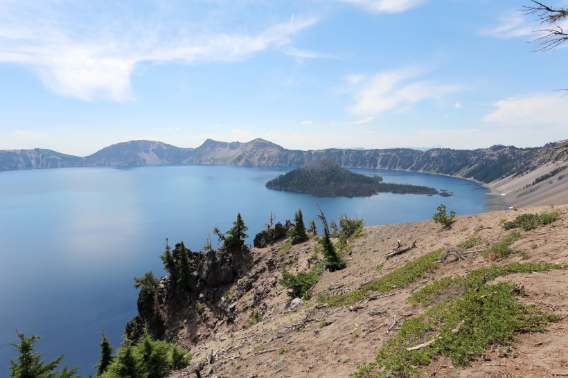 美国火山口湖风景图片(15张)