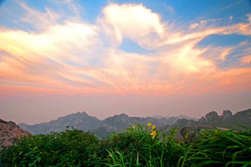 山东青岛崂山丹炉峰风景图片(10张)