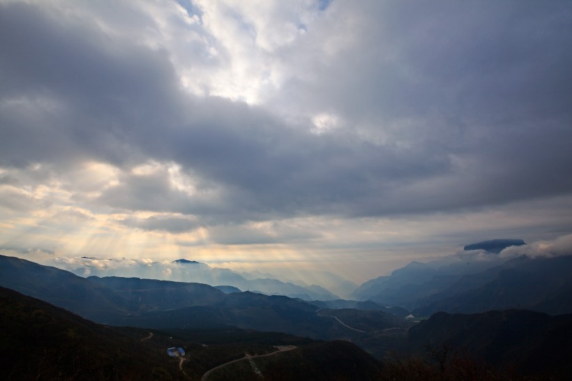 四川大瓦山云海风景图片(9张)