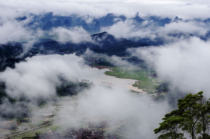 广西昭平东潭岭风景图片(8张)