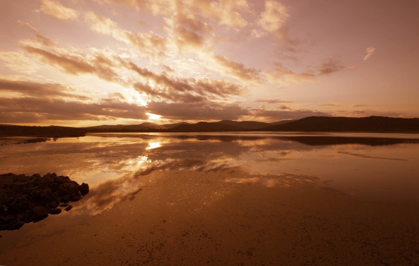 内蒙古阿尔山杜鹃湖风景图片(10张)