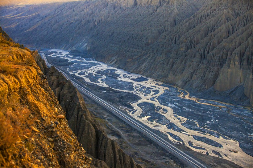 新疆独山子大峡谷风景图片(21张)