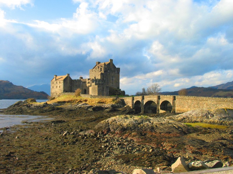 古老的苏格兰艾琳多南堡建筑风景图片(15张)