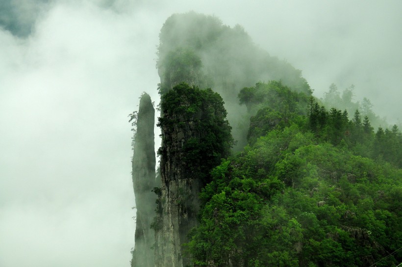 湖北恩施大峡谷云海风景图片(14张)