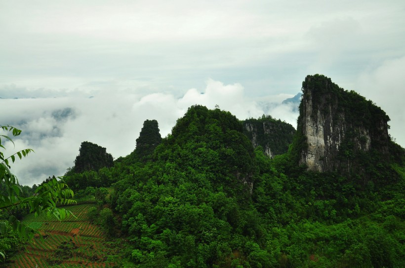 湖北恩施大峡谷云海风景图片(14张)