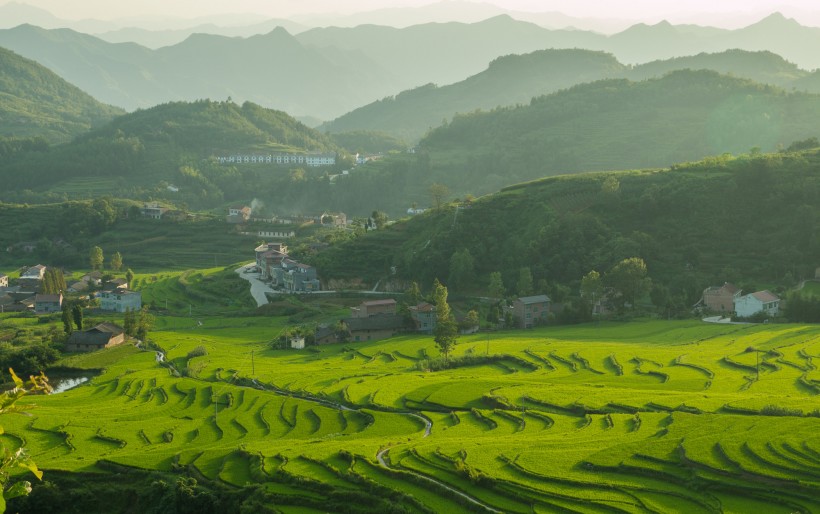 陕西凤堰古梯田风景图片(8张)