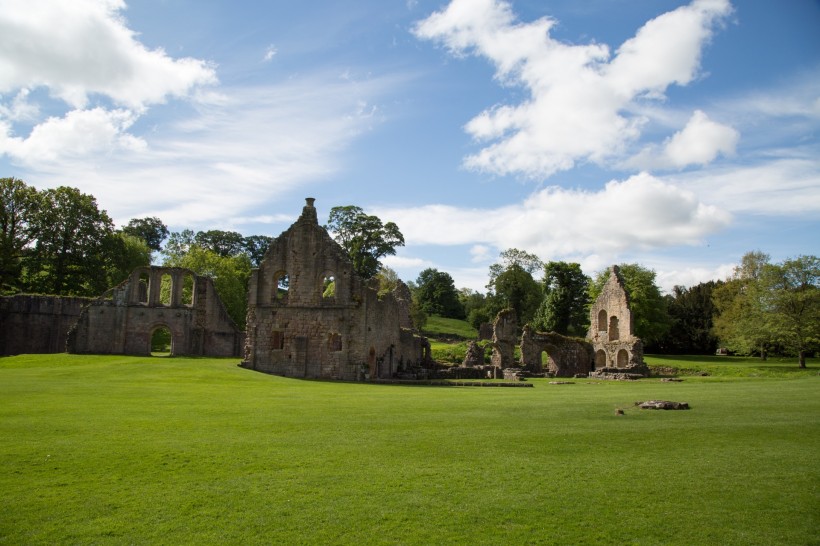 英国喷泉修道院建筑风景图片(20张)