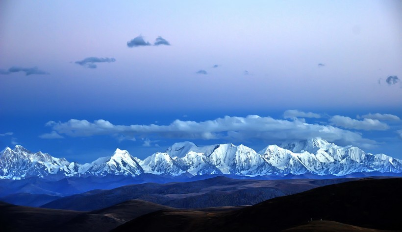 青藏贡嘎雪山风景图片(8张)