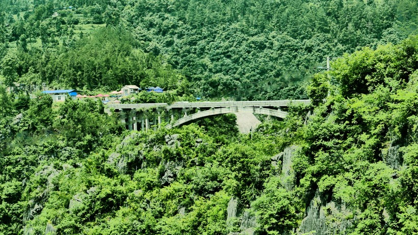 重庆官渡峡景色图片(11张)