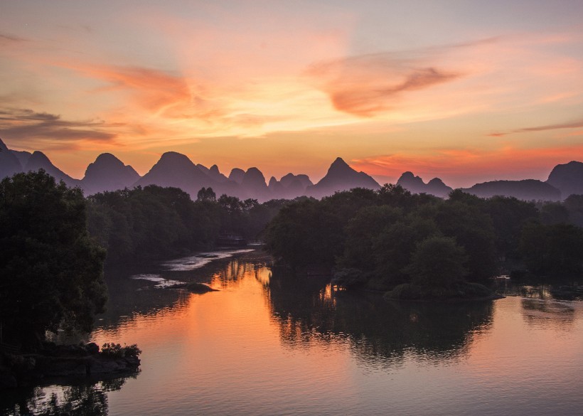 广西桂林漓江晚霞风景图片(7张)