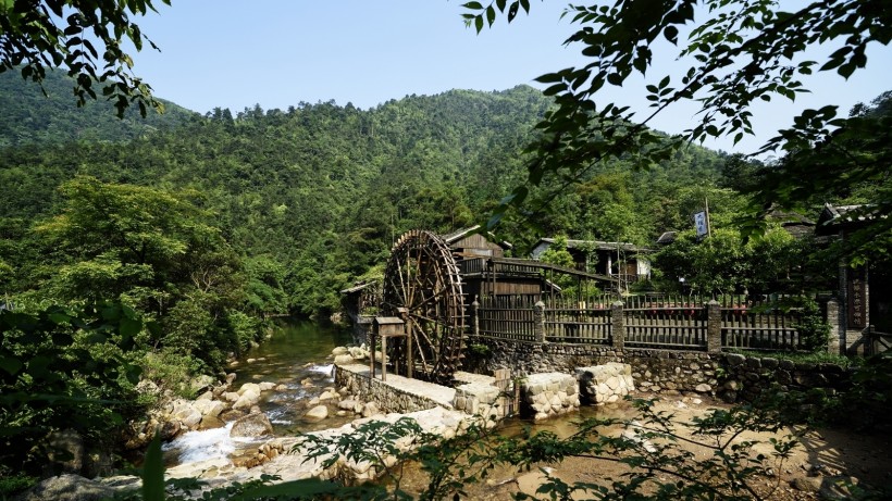 广西姑婆山风景图片(29张)