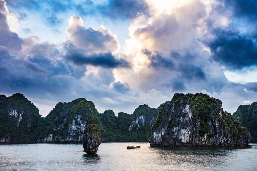 越南下龙湾风景图片(11张)