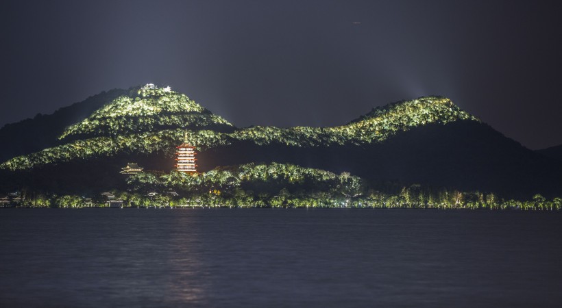 浙江杭州西湖夜景图片(8张)