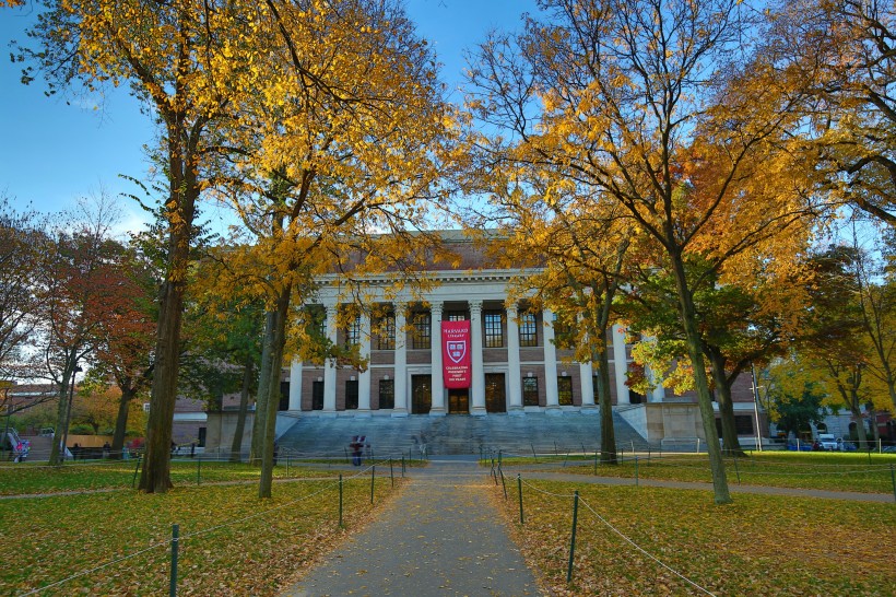 美国哈佛大学校园风景图片(17张)