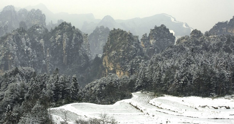 湖南张家界黄狮寨雪景图片(9张)