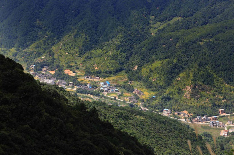 浙江华岩山风景图片(10张)