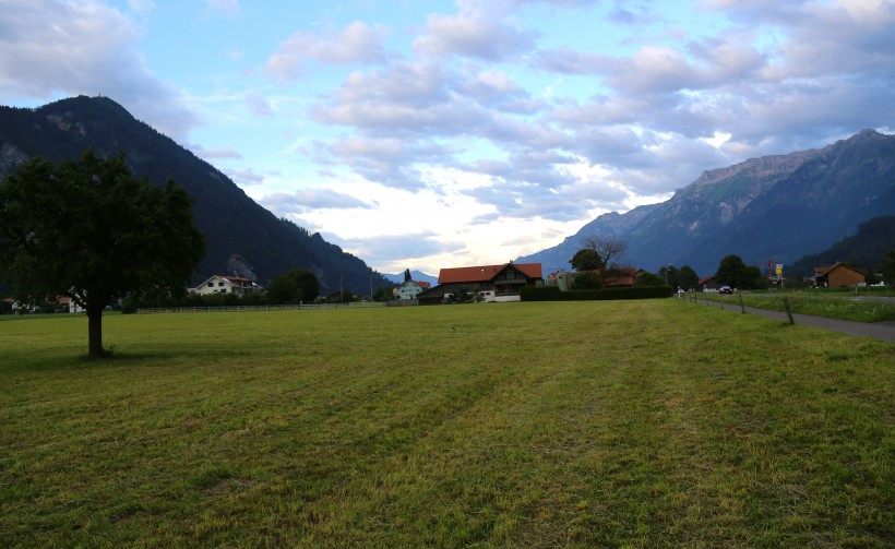 瑞士因特拉肯小镇风景图片(16张)