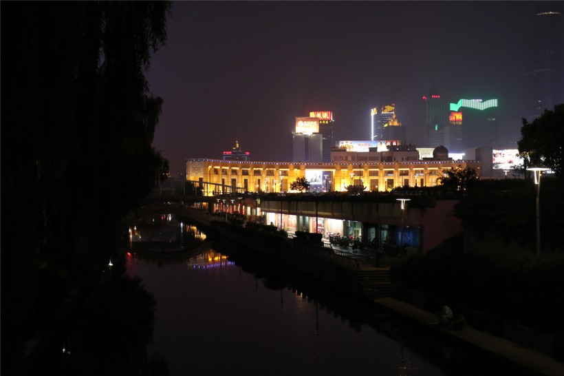 山东济南夜景图片(16张)