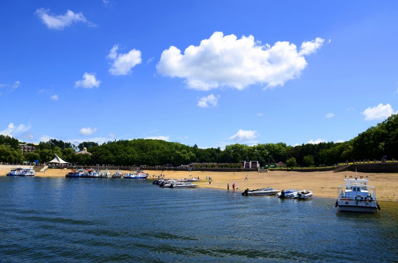 黑龙江镜泊湖风景图片(13张)