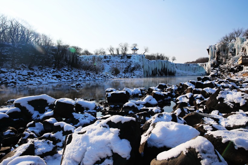 黑龙江镜泊湖冬季风景图片(7张)