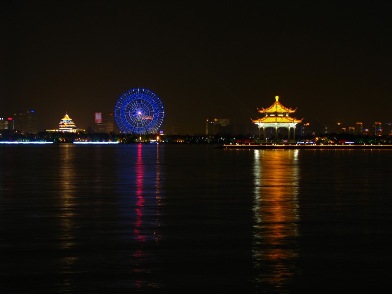 江苏苏州金鸡湖夜景图片(7张)