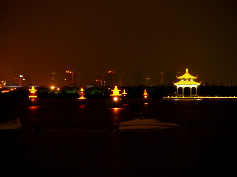 江苏苏州金鸡湖夜景图片(7张)
