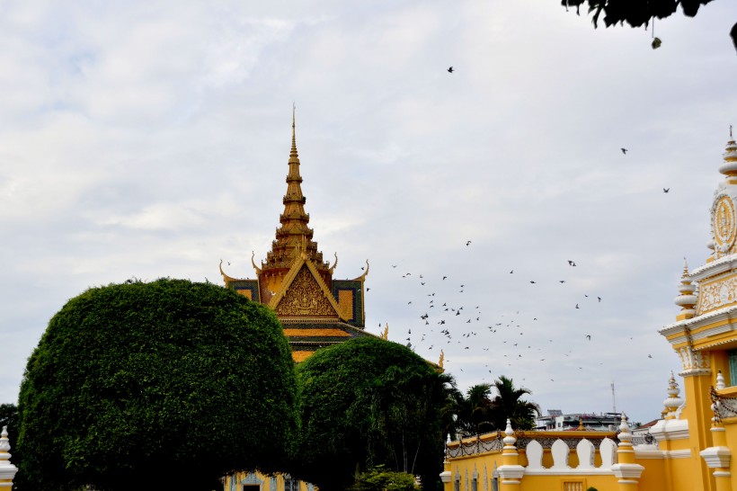 柬埔寨皇宫风景图片(16张)