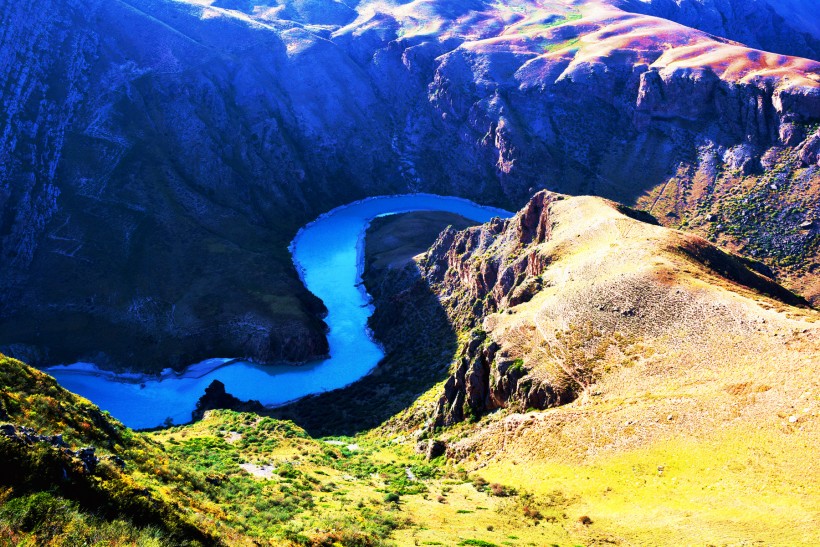 新疆阔克苏大峡谷风景图片(9张)