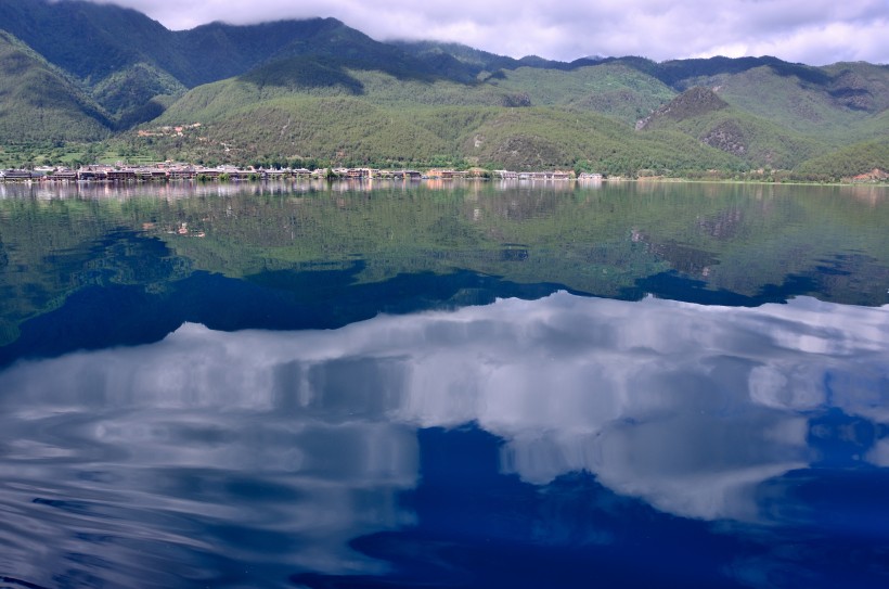 四川泸沽湖风景图片(19张)
