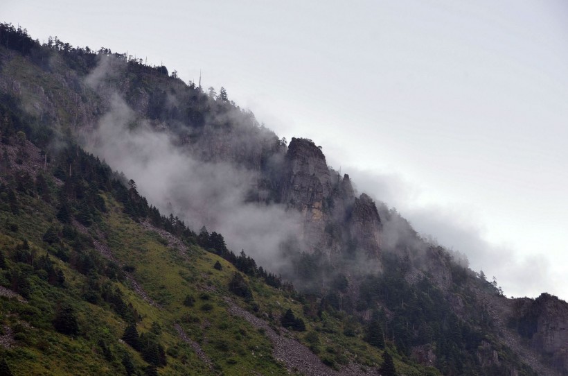 四川西昌螺髻山风景图片(12张)