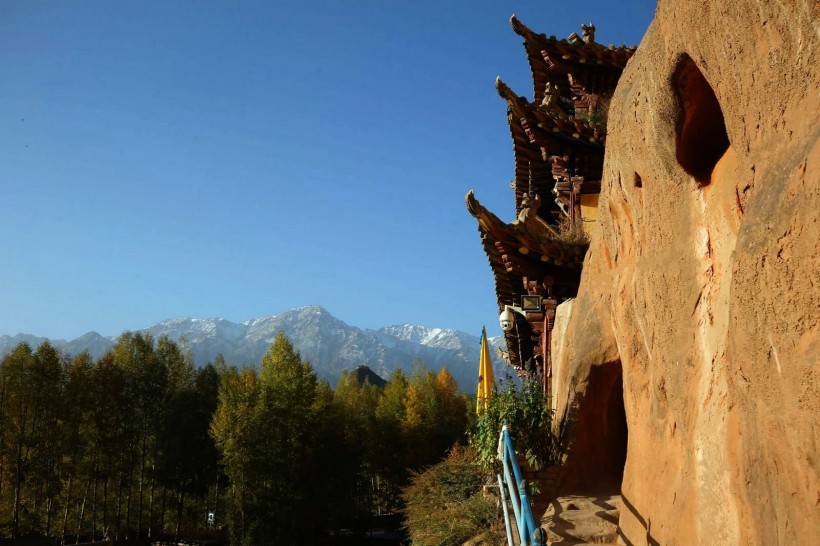 甘肃马蹄寺风景图片(14张)