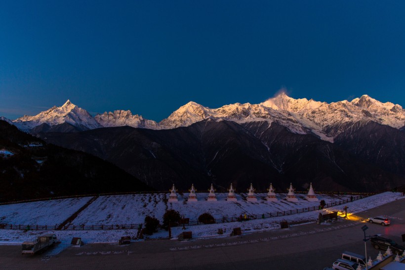 云南梅里雪山风景图片(19张)