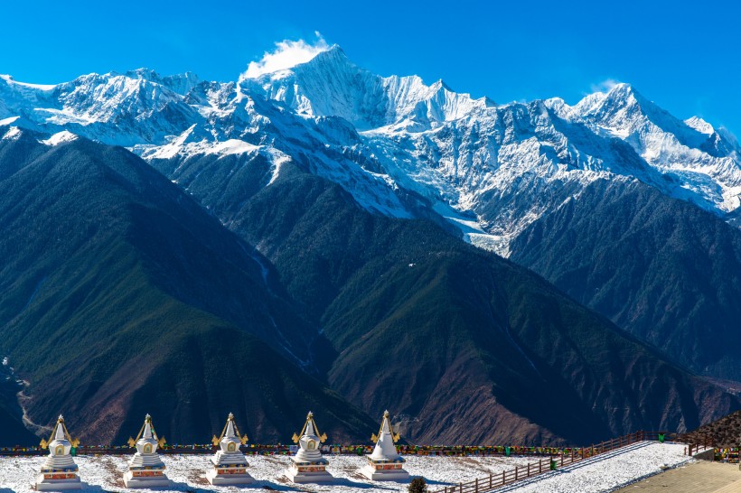 云南梅里雪山风景图片(23张)