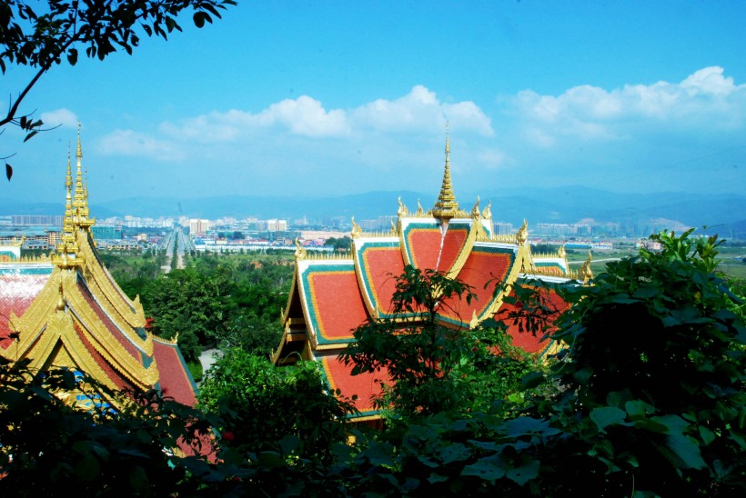 云南西双版纳勐泐大佛寺风景图片(17张)