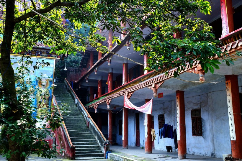 四川简阳弥陀寺风景图片(16张)