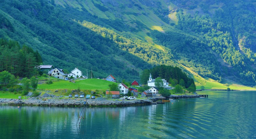 挪威纳柔依峡湾风景图片(15张)