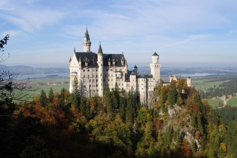 德国新天鹅城堡风景图片(8张)