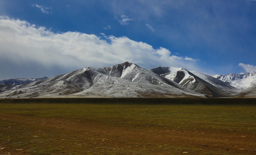 西藏念青唐古拉山脉风景图片(18张)
