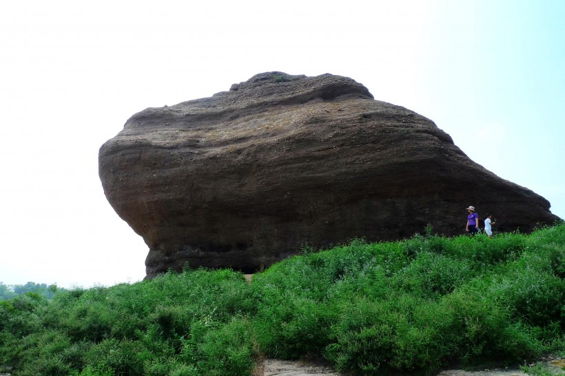 河北承德磬锤峰风景图片(8张)