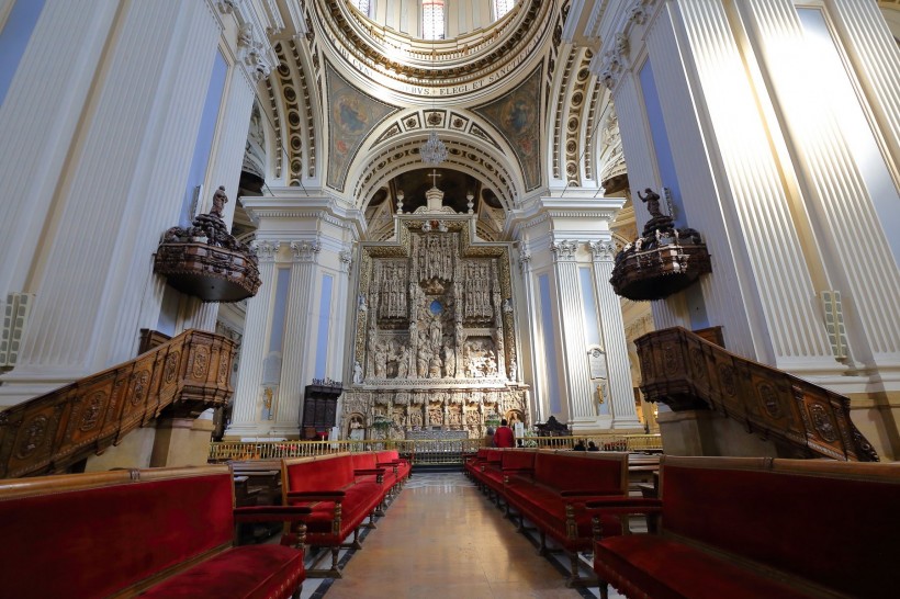 西班牙皮拉尔圣母圣殿主教座堂风景图片(20张)